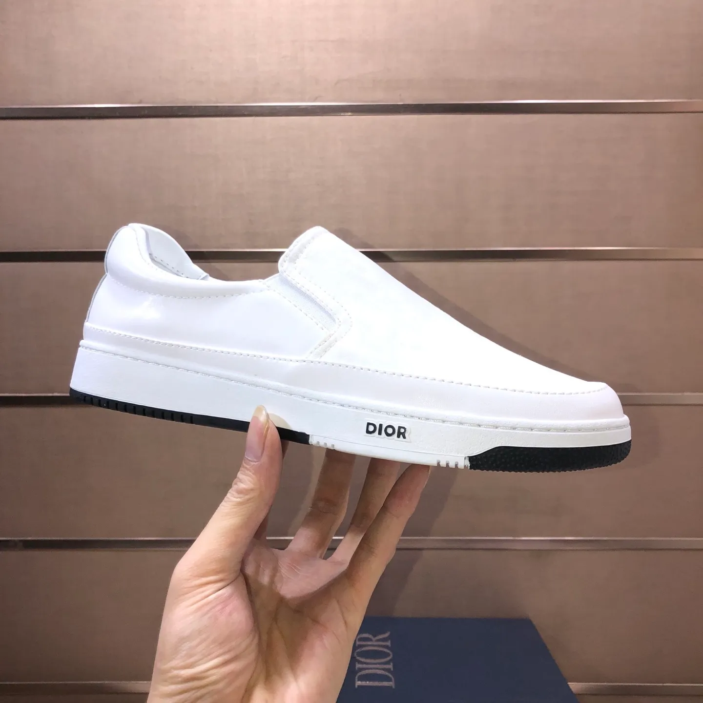 Men's shoes💰420💰【Dior】Official website global debut 🔝The latest masterpiece of high-end men's shoes brand: original special cloth fabric imported from Italy + imported sheepskin lining🔥Original toe-cap rubber outsole Soft and comfortable, making walking more convenient and comfortable! Size: 38-44 (45 can be customized)